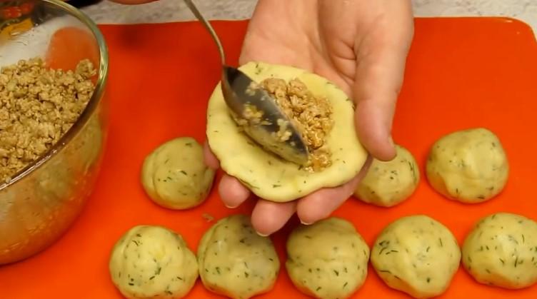 Одна з найсмачніших страв у світі "Цепеліни"