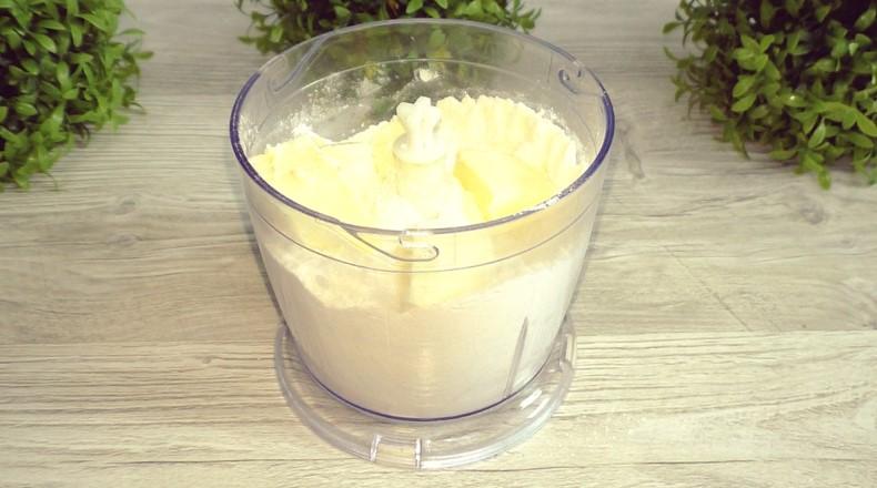 Простий та смачний пиріг з ніжною заливкою до чаю