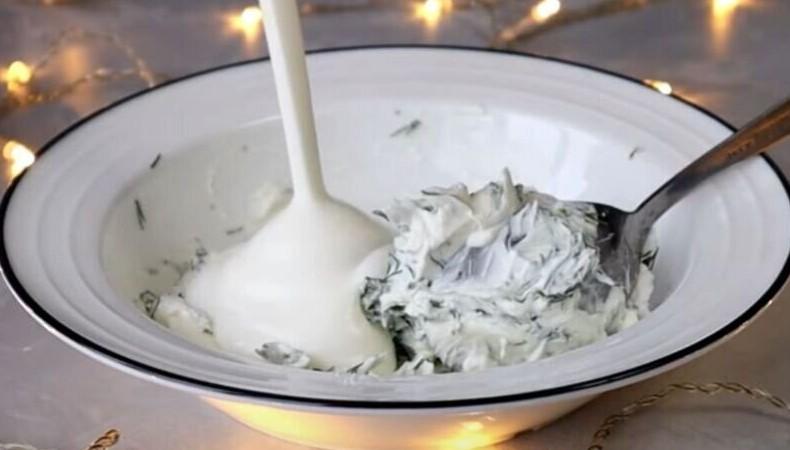 Красивий салат на Новий рік 2024 з консервами