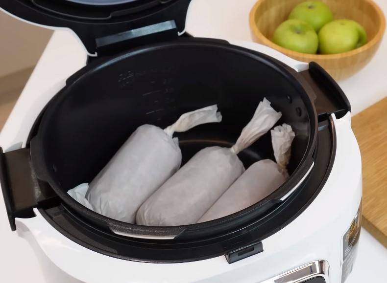 Ковбаса домашня "без клопоту": вигода очевидна, виходить смачніша за магазинну