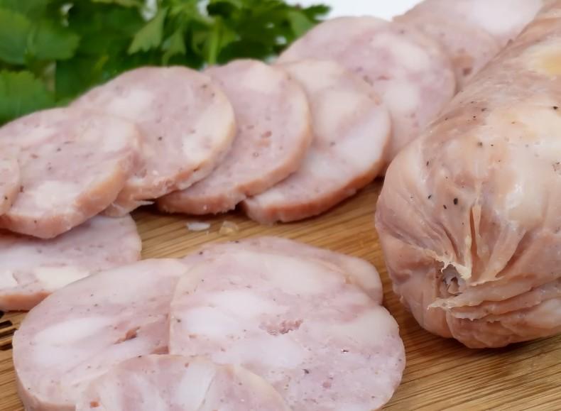 Ковбаса домашня "без клопоту": вигода очевидна, виходить смачніша за магазинну