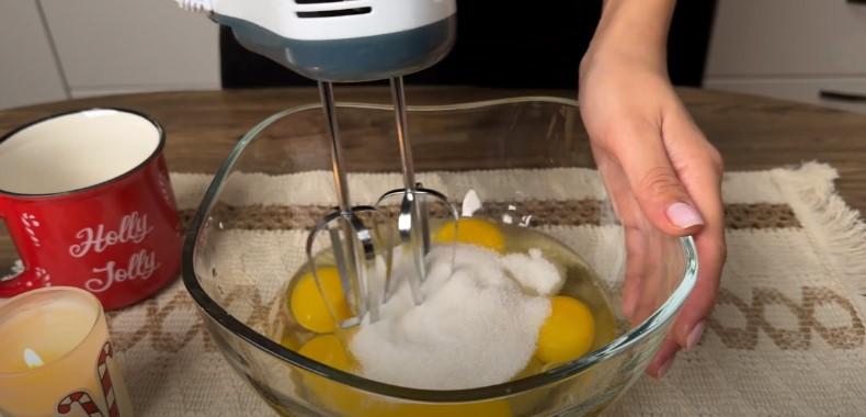 Молочний пиріг з мінімальним набором інгредієнтів