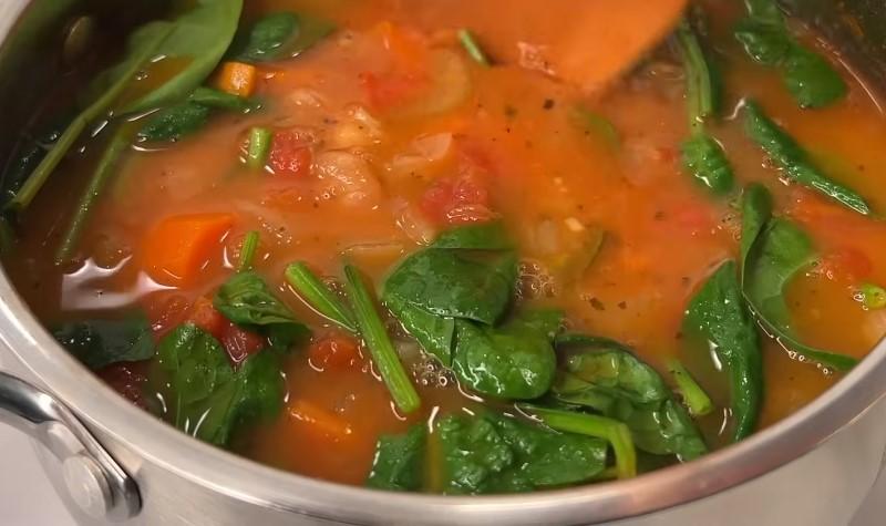 Моя сусідка дала рецепт фантастичного квасолевого супу