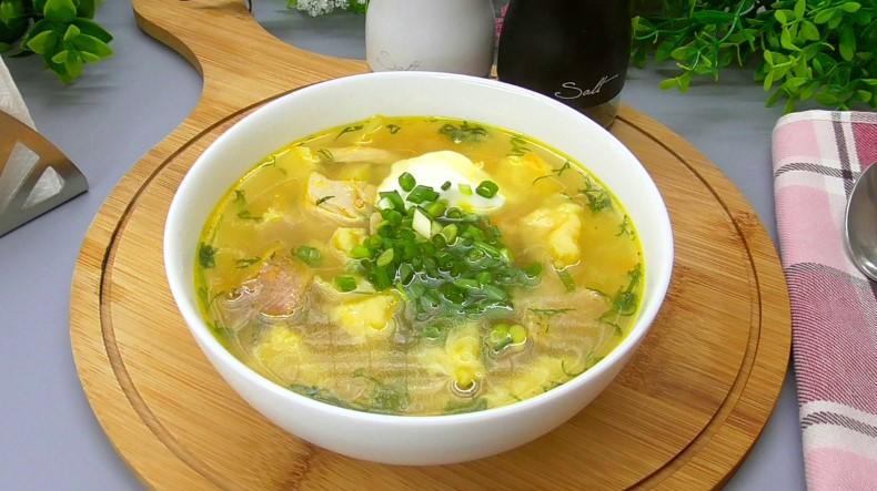 Суп із галушками, люблю його з дитинства і готую до цього дня