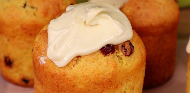 Рецепт глазурі для паски без збивання, без яєць та згущеного молока