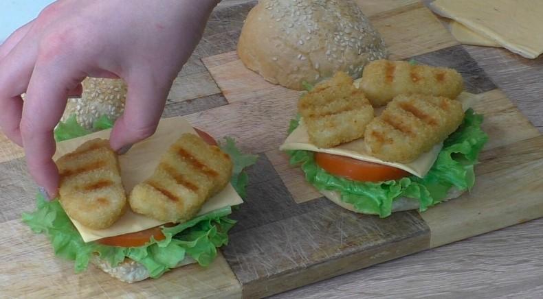 Домашні чізбургери з куркою на швидку руку: це неймовірно смачно