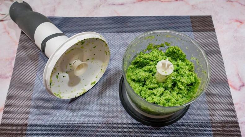 Легка та ароматна піца на основі броколі за 20 хвилин