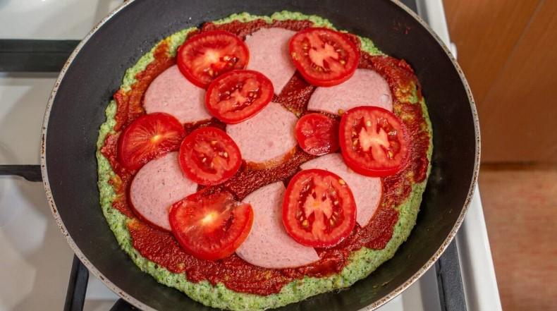 Легка та ароматна піца на основі броколі за 20 хвилин