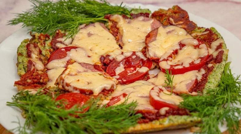 Легка та ароматна піца на основі броколі за 20 хвилин