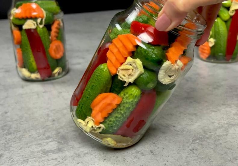 Огірки по-болгарськи, які я закриваю вже понад 20 років на зиму щороку