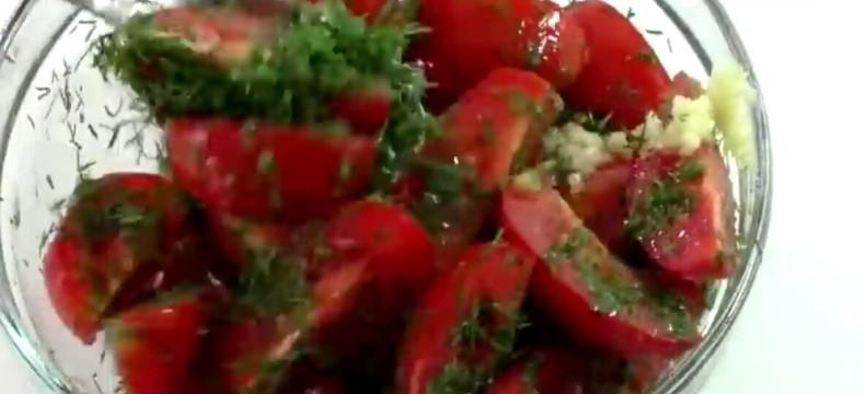 Роблю цю цікаву закуску з помідорів замість набридлого салату. 15 хвилин і все готово