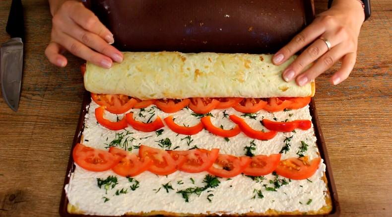 Цей рецепт з кабачка здивував не тільки мене: щоліта готую цей смачний рулет з кабачків