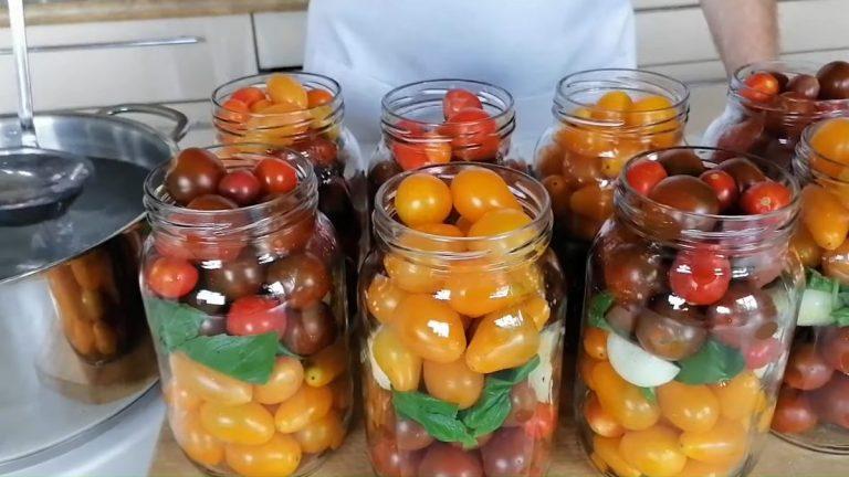 Медові помідори на зиму без оцту. Розсіл випивається до дна