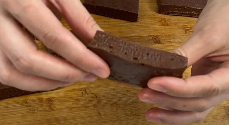 Шоколадний десерт без випічки із двох інгредієнтів