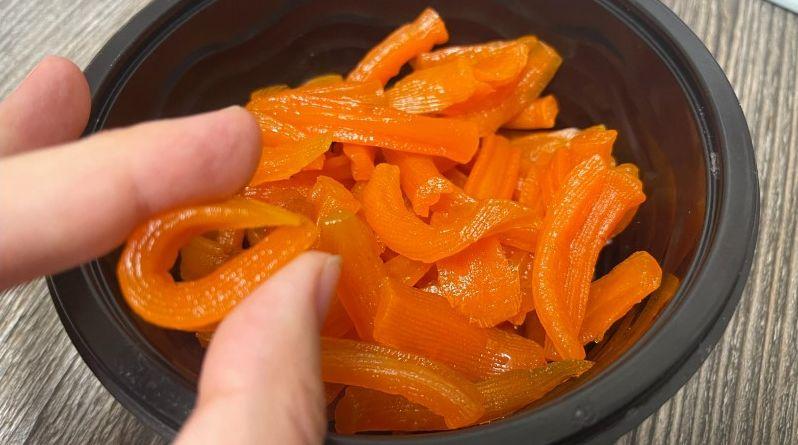 Делікатес із звичайної моркви. Ніхто не може зрозуміти, з чого вони приготовані