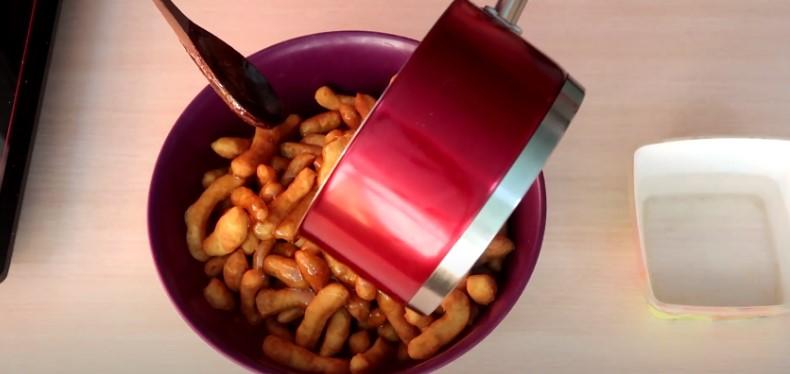 Східний десерт - Чак чак. Просто та дуже смачно