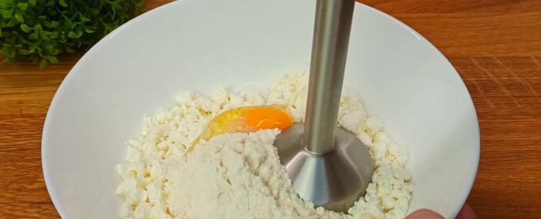 З таким сніданком, будь-який ранок - добрий. Рецепт ніжних "ледачих" вареників із сиром