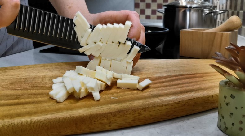 Так смачно, їж цей суп і не можеш зупинитися