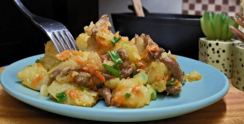 Одні люблять, інші просто не знають, як готувати. А у нас на вечерю сковорода йде за раз