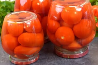 15 рецептів помідорів на зиму