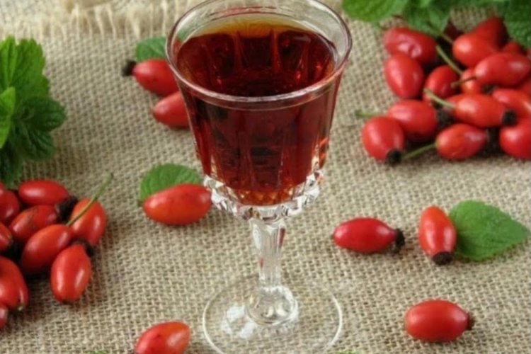 Настойка із шипшини на горілці