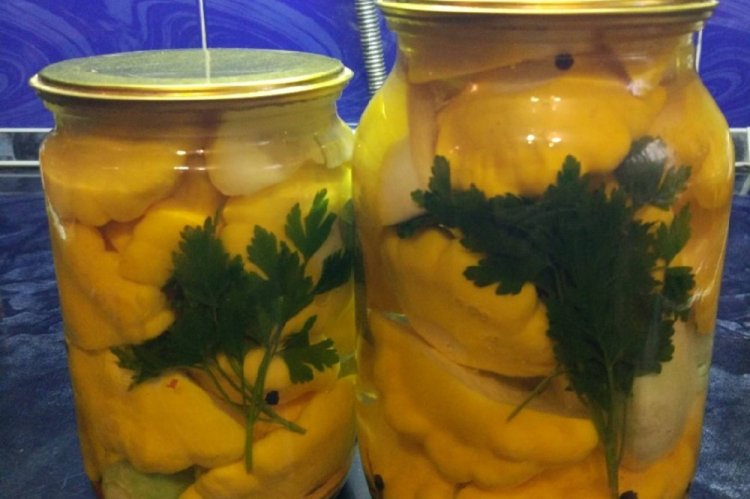 Патисони як грузді з часником та зеленню