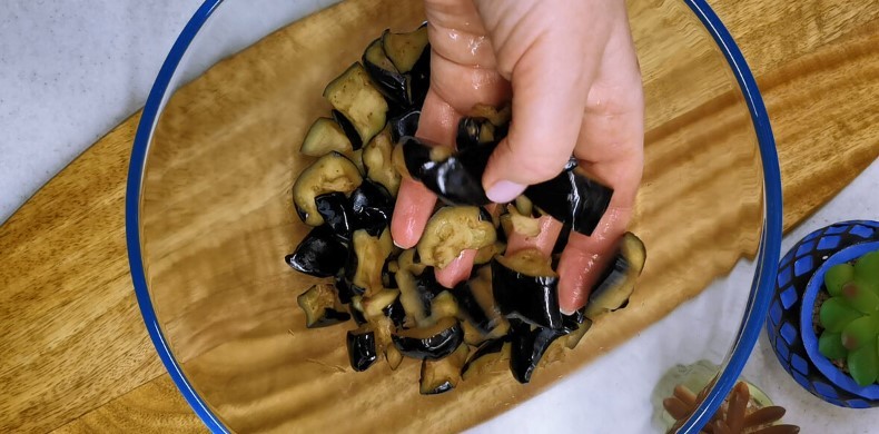 Чудово смачний пісний плов на сковороді