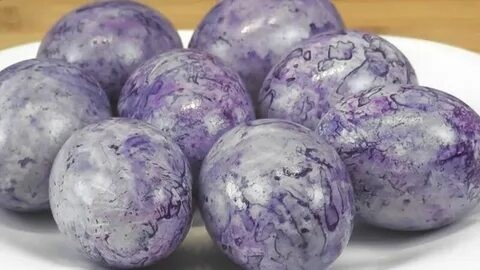 Не треба купувати фарбу. Як зробити яйця золотими