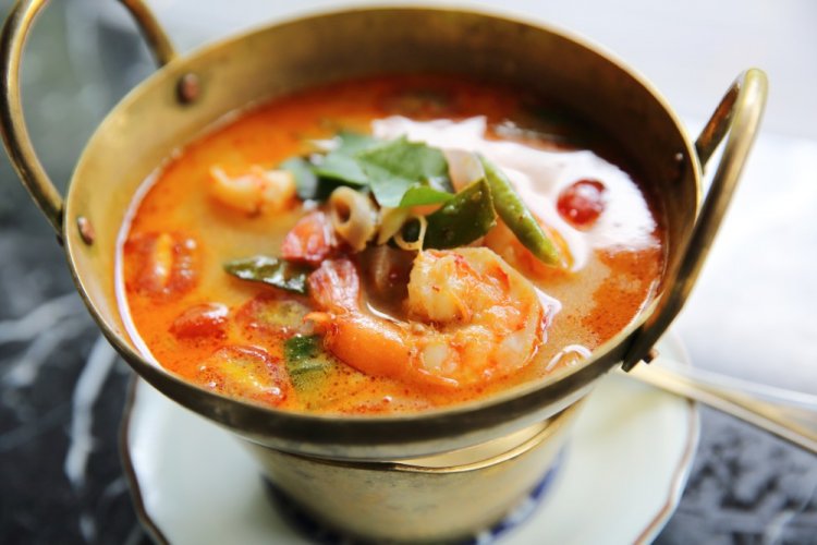 Суп Том Ям із креветками