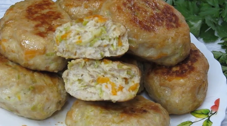 Їх їж і ще хочеться. Літні котлети з кабачком