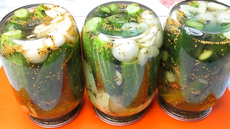 Цей рецепт огірків у чоловіка улюблений, він ходить у підвал лише за такими