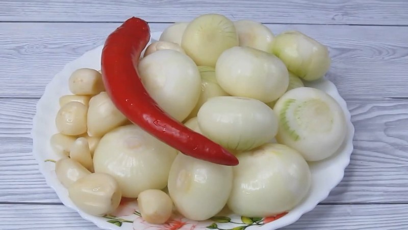 Це мій улюблений салат на зиму і не тому, що без стерилізації