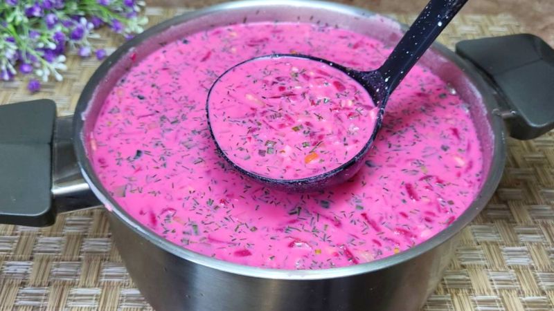 Холодний борщ