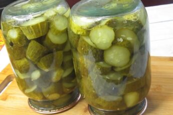 Огірки по-фінськи на зиму