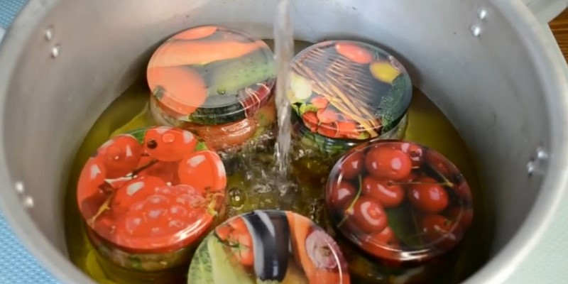 Салат на зиму - літо в банці