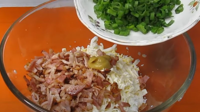 Зметуть зі столу за секунди: без цієї намазки сніданок буде нудним