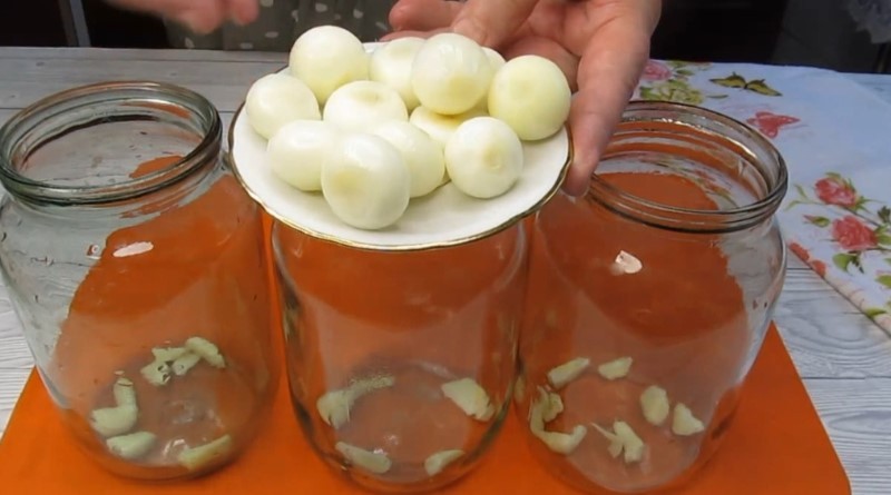 Заготівля огірків по-болгарськи. Гарний і нескладний рецепт