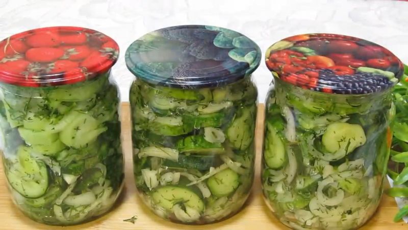 Салат з огірків на зиму