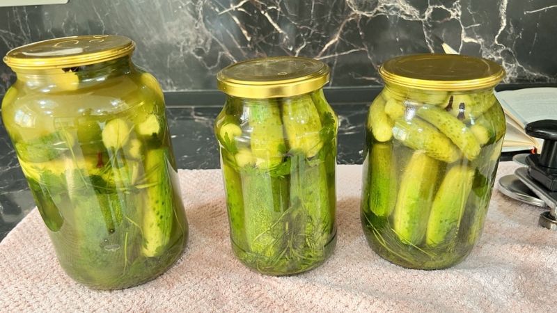 Солоні огірки на зиму