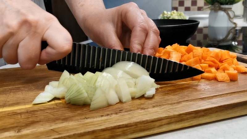 Так кабачки ніхто не готує, але варто скуштувати і вже не відірватися