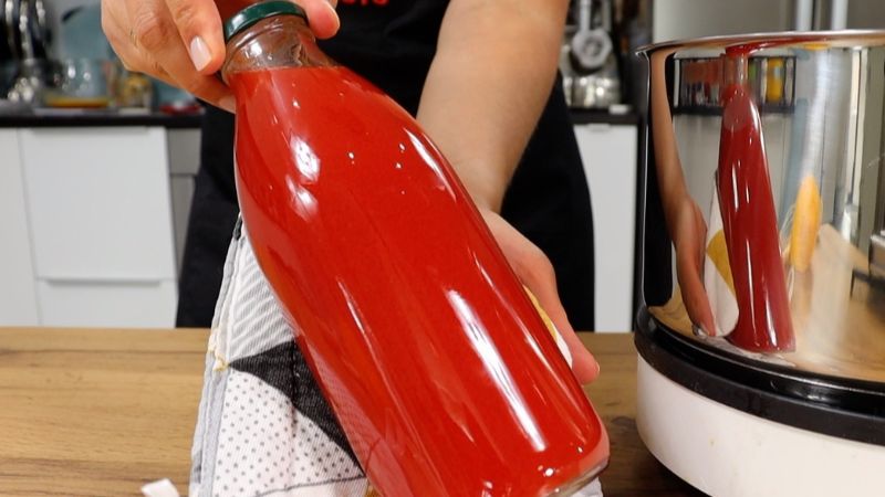 Рецепт томатного соку на зиму