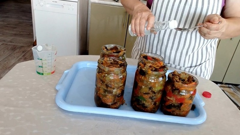 Закуска із баклажанів на зиму