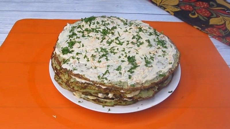 Закусочний кабачковий торт