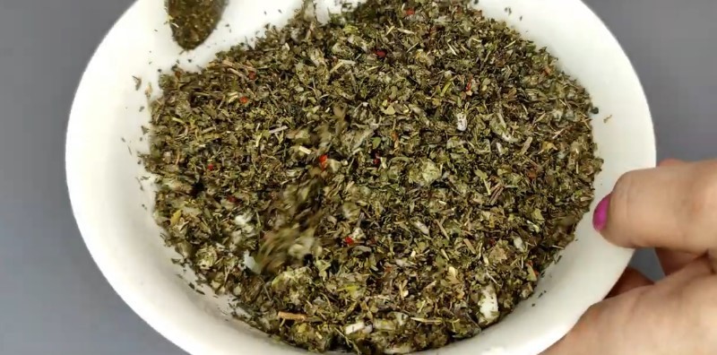 Мариновані сливи з часником і м'ятою. Чудова закуска нам зиму