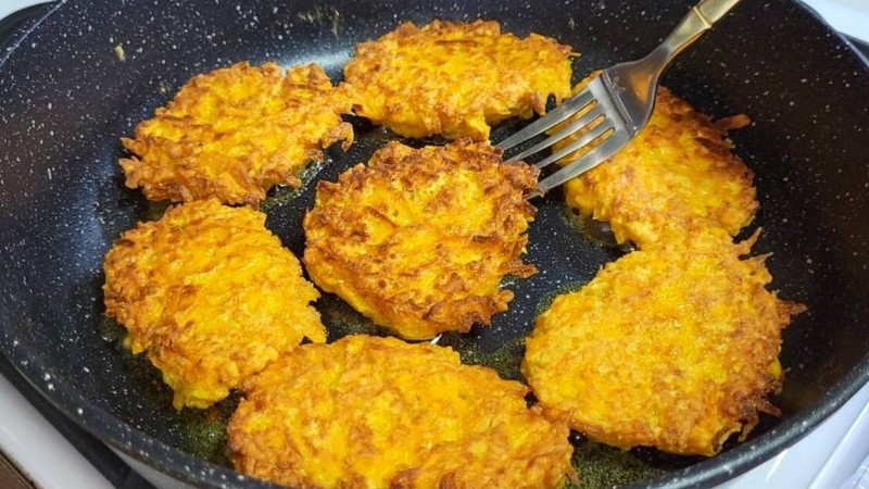 Гарбузові оладки з вівсянкою