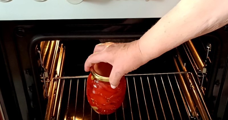 В'ялені помідори в олії в домашніх умовах