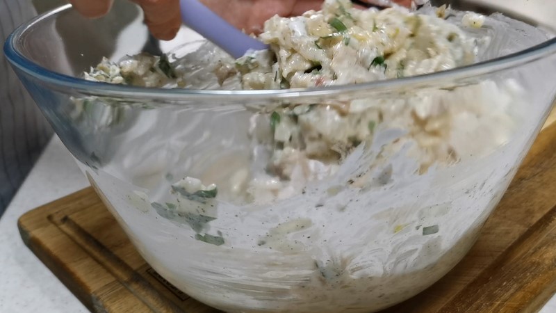 Можу готувати та їсти таку рибу кілька днів поспіль. Рецепт старий, а все ніяк не набридне