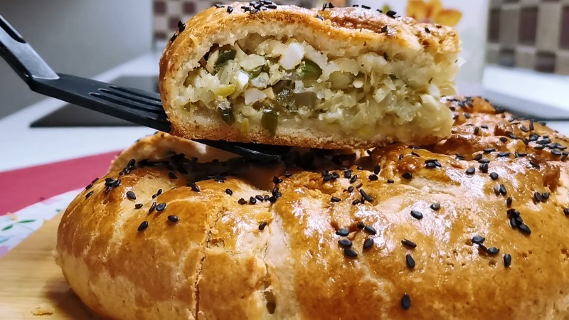 Незвичайний пиріг із капустою