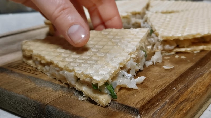 Можу готувати та їсти таку рибу кілька днів поспіль. Рецепт старий, а все ніяк не набридне