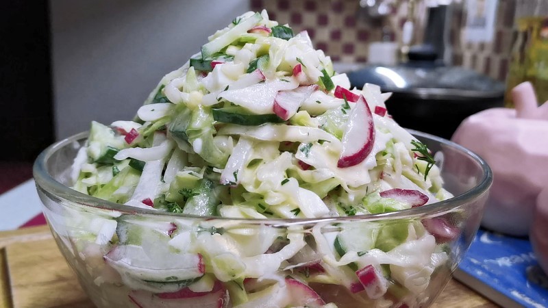 Салат із новою заправкою